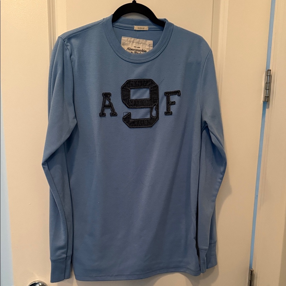 Abercrombie & Fitch Sweater